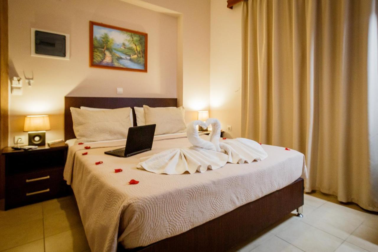 Mirimar Apartments Alykanas  Ngoại thất bức ảnh