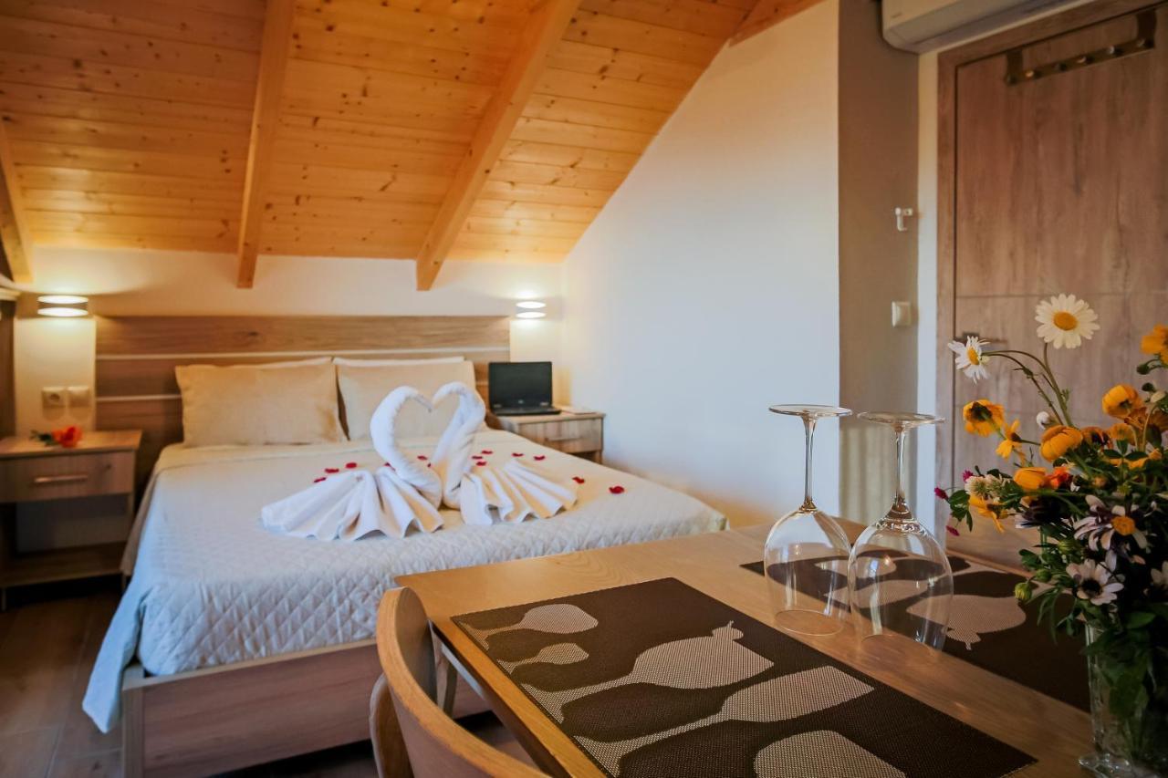 Mirimar Apartments Alykanas  Ngoại thất bức ảnh