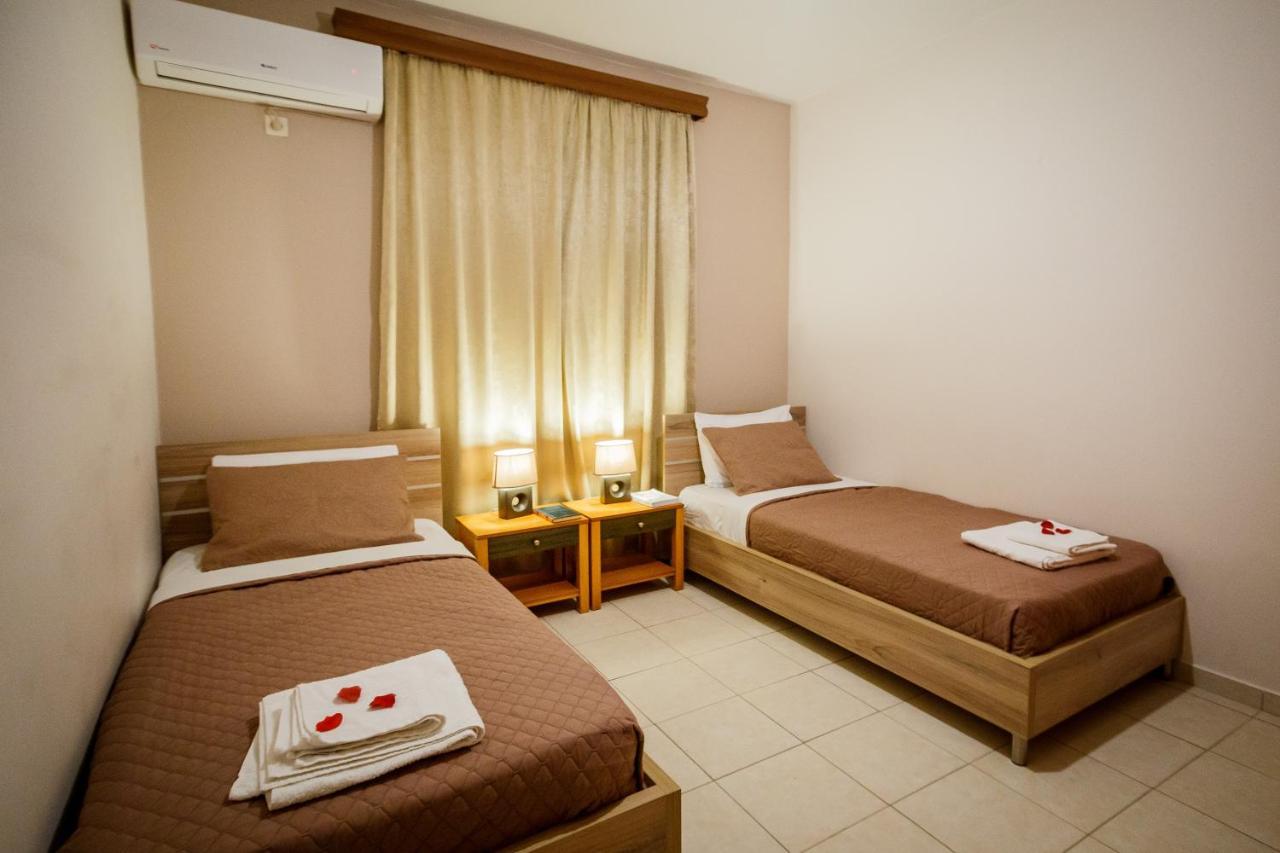 Mirimar Apartments Alykanas  Ngoại thất bức ảnh